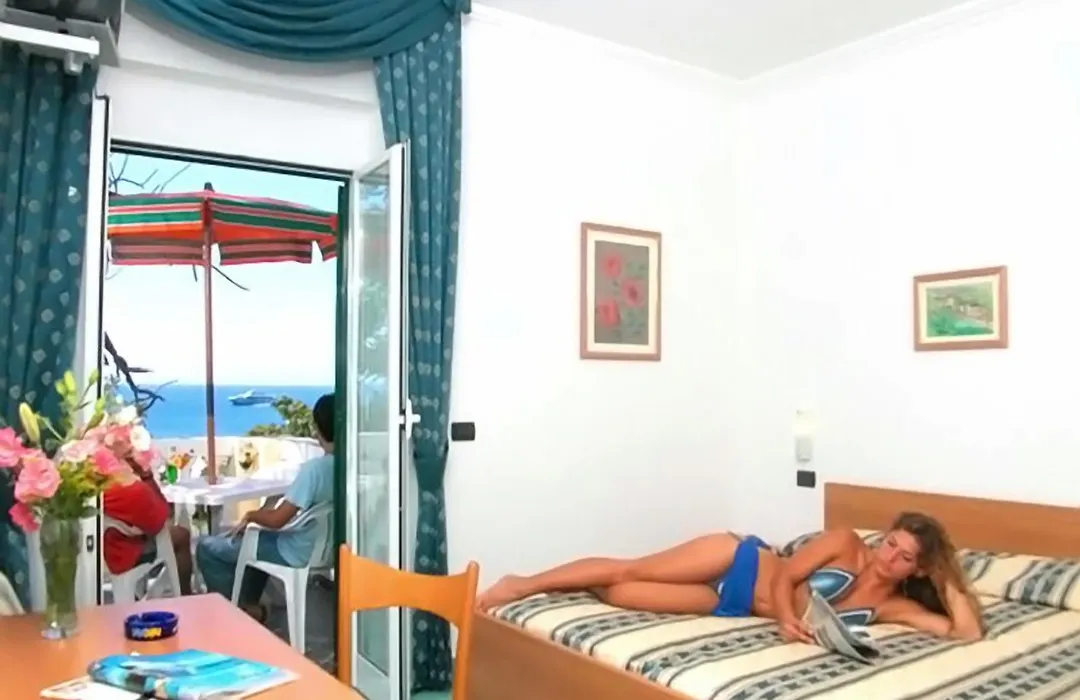 Albergo Villa Hibiscus-1