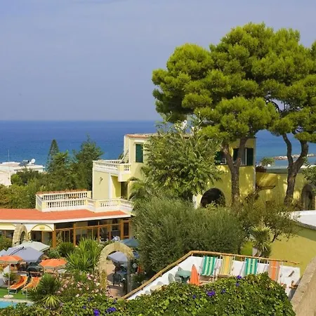 Albergo Villa Hibiscus-3